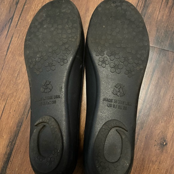 Okabashi Comfort Flats - Picture 3 of 3